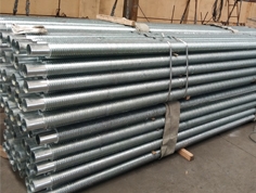 What is the heat transfer efficiency of stainless steel finned tubes?